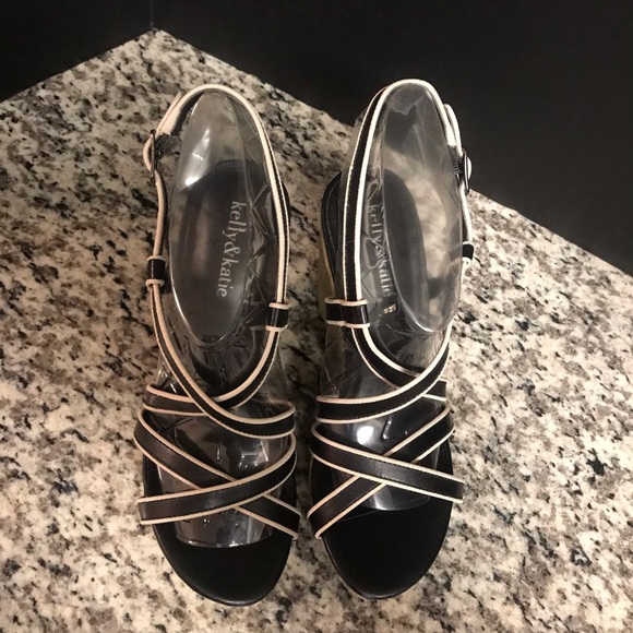 Kelly & Katie Two Tone with Jute Sandals - Picture 2 of 7